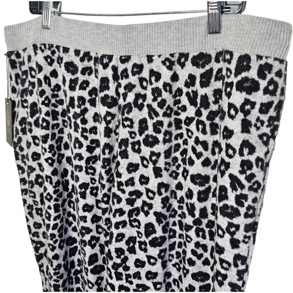 Vince Camuto Cozy Leopard Print Joggers Size XL Cozycore Athleisure Wear Mobwife
